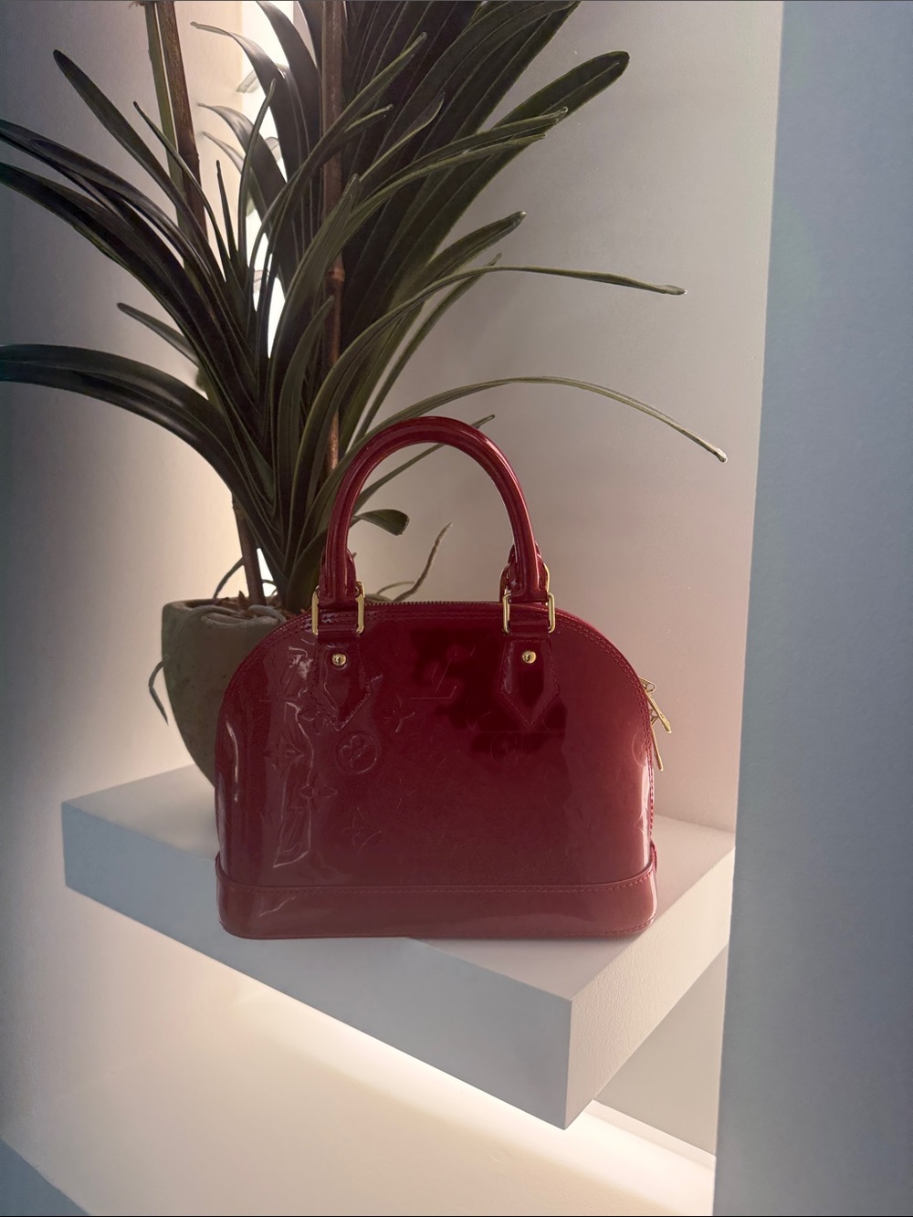 Louis Vuitton Monogram Vernis Alma BB handbag